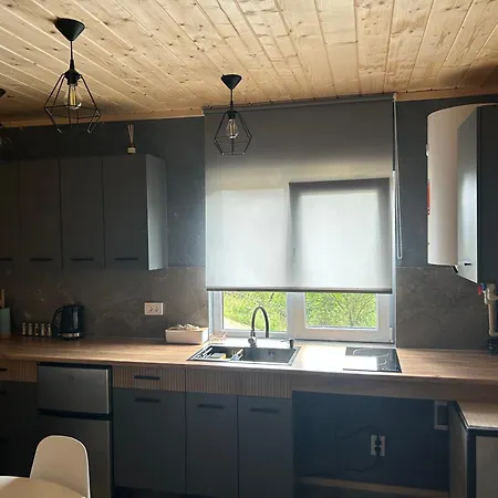 під лісочком Premium Verkhovyna